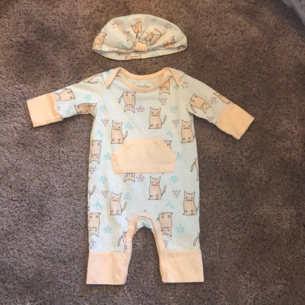 Baby 2 piece outfit